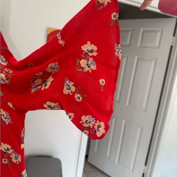 Democracy Red Floral Blouse - Picture 3 of 5